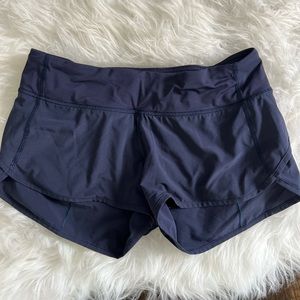 Lululemon Athletica Shorts 2.5 inch